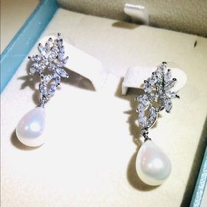 Earrings Cubic Zirconia Pearl